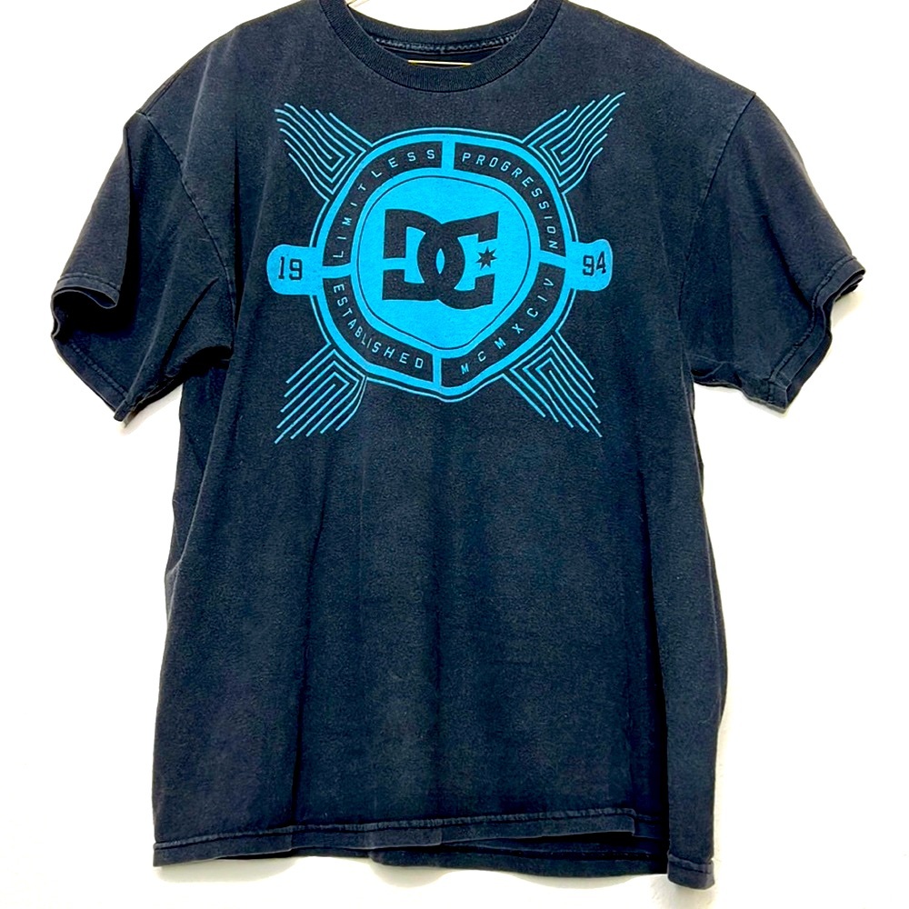Vintage DC skate shirt